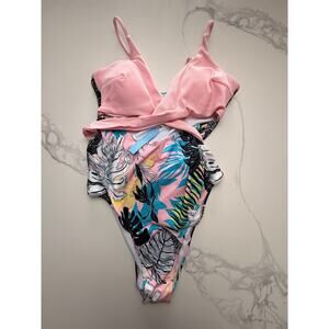 NWT Women’s Tropical One Piece Swimsuit XL